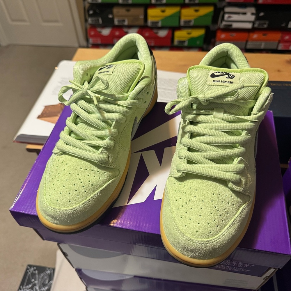 Nike SB Dunk Low Pro Light Green Sneakers